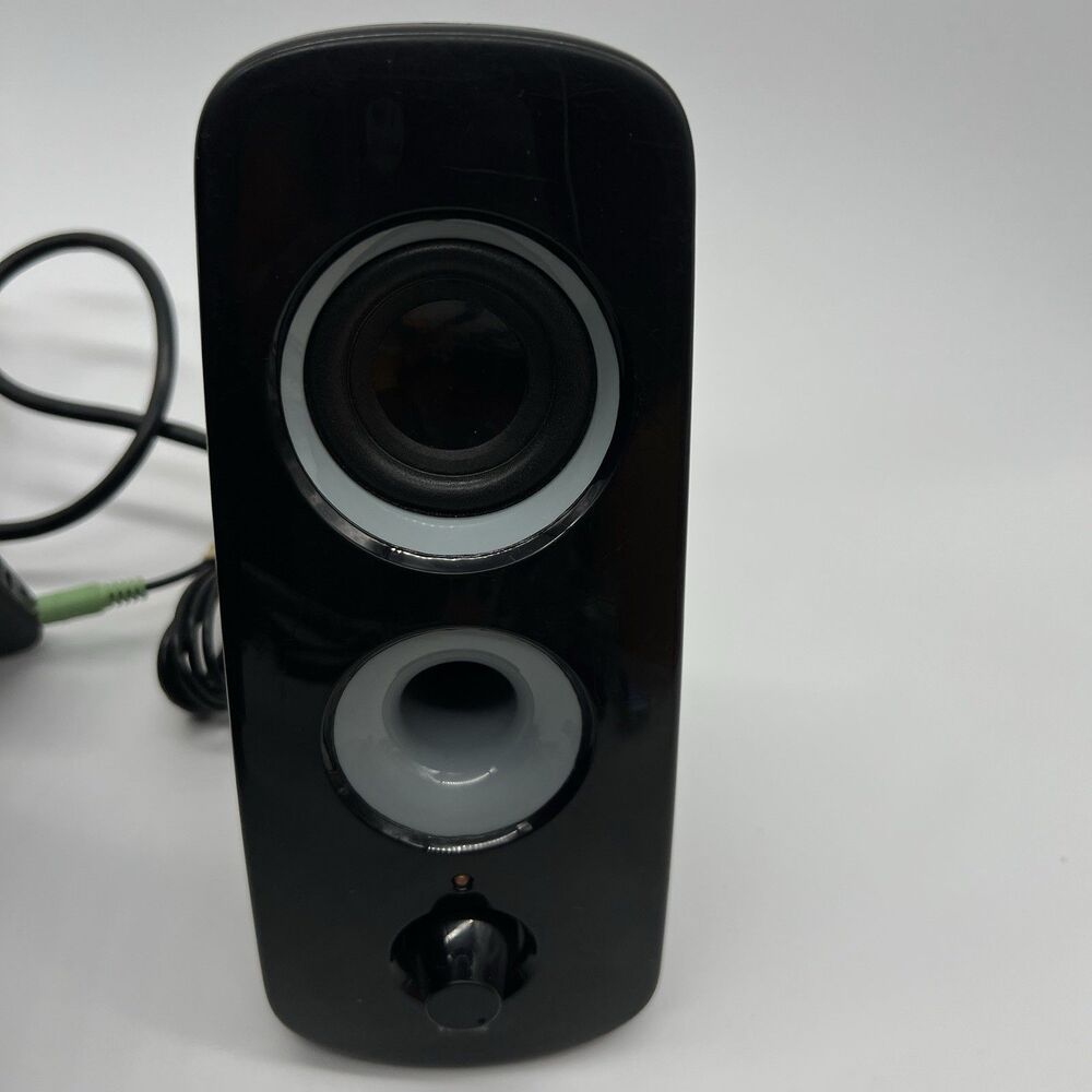 Logitech Speaker System Z323 with Subwoofer - Picture 3 of 10